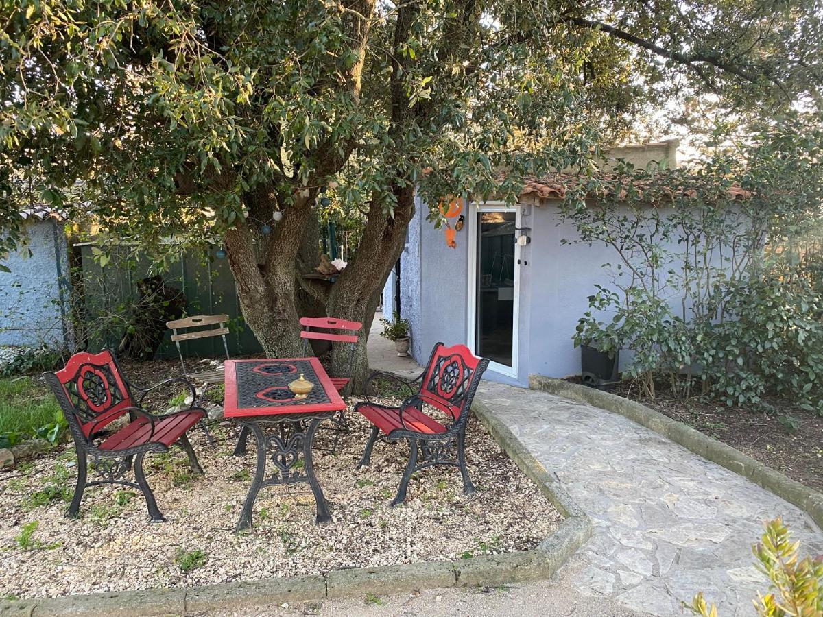 Studio Havre De Paix Au Pont Du Gard Piscine Et Jacuzzi Chez Valerie Payre Vers Pont du Gard Exteriér fotografie